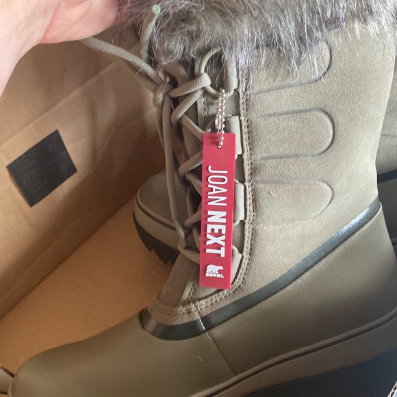 NWT SOREL Joan of Arctic Next Faux Fur Snow Boot - Picture 8 of 11